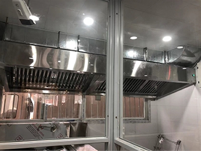市区某火锅店
